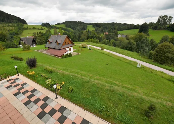 Villa Stupna With Garden